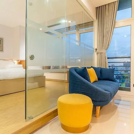 The Rixx Stylish In D1 At Ben Thanh With Netflix Pool Bathtub